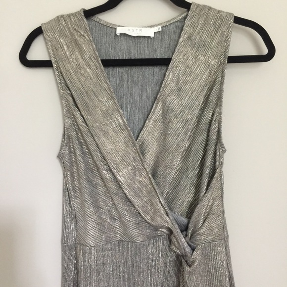 NWOT ASTR The Label Ginger Maxi Dress in Rose Gold - Picture 5 of 7